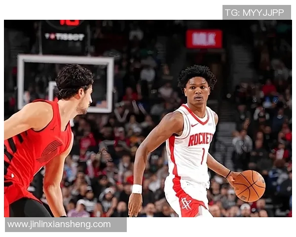 火箭队与开拓者季后赛第三场激战回顾与精彩瞬间分析